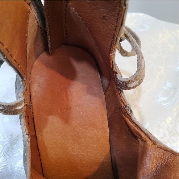 FRYE Naomi Bootie - Picture 10 of 14